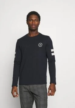 Pier One Langarmshirt - White -K 019deb4ab2e24269936d5058f628aceb