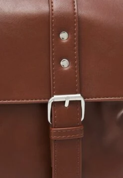 Pier One Umhängetasche - Brown -K 13681cf0e15d4e7a880bcd49346bf5a1