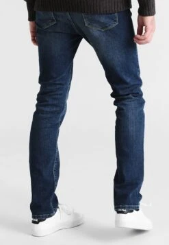Pier One Jeans Straight Leg - Washed Dark Blue -K 19f71c5aa23e4aee8fbafd64cafceb95