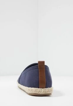 Pier One RENA ESPADRILLE UNISEX - Espadrille - Dark Blue 13 Pier One RENA ESPADRILLE UNISEX - Espadrille - Dark Blue -K 2c00e9d984504d77b812e8ffd7e16bdf