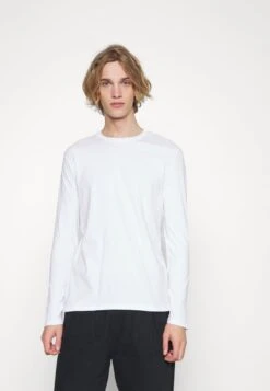 Pier One 5 PACK - Langarmshirt - Black/white/olive 11 Pier One 5 PACK - Langarmshirt - Black/white/olive -K 35e6a6a0132b4b5ab0370f06f6607006