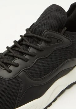 Pier One UNISEX - Sneaker Low - Black/white -K 383be7e17d7b4e6fb1f7aa6c378ae4ea