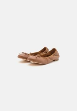 Pier One LEATHER - Klassischer Ballerina - Cognac -K 423dda3ca2834c0da9a6344c8e9fe28c