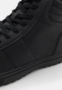 Pier One Sneaker High - Black 13 Pier One Sneaker High - Black -K 4b78c9f9b870432a8e692c1b853c99c2