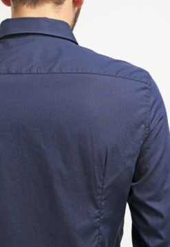 Pier One Hemd - Dark Blue/red -K 58260f51a11d48a297f39f34988c6003