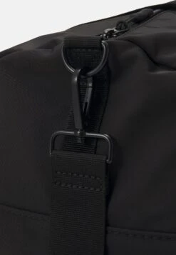 Pier One UNISEX - Sporttasche - Black 11 Pier One UNISEX - Sporttasche - Black -K 698f1b29d6a44ddc92266edae733d03e