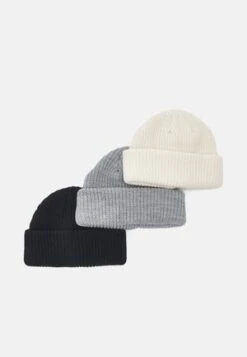Pier One UNISEX 3 PACK - Mütze - Black/dark Grey/off-white/ 13 Pier One UNISEX 3 PACK - Mütze - Black/dark Grey/off-white/ -K 6a7fb1651b45408db7e99ab385714124