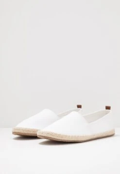Pier One RENA ESPADRILLE UNISEX - Espadrille - White 10 Pier One RENA ESPADRILLE UNISEX - Espadrille - White -K 7e077ed70ce54cb49199963da195d601