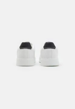 Pier One UNISEX - Sneaker Low - White 10 Pier One UNISEX - Sneaker Low - White -K 93389823d7c54ea3baab2e6817d7366e