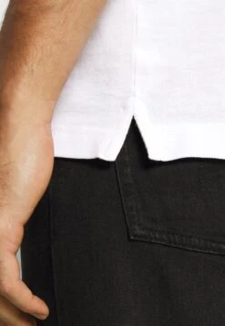 Pier One 2 PACK - Poloshirt - White/black 13 Pier One 2 PACK - Poloshirt - White/black -K b4c1c454fc3f4bc8a30e47a738a048f0