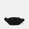 Pier One UNISEX - Gürteltasche - Black -K d184f8ac0fe74deabe6e37372fa5dbb9