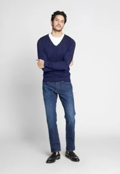 Pier One 4 PACK - T-Shirt Basic - Black/white/blue -K d4a00152e448437a88ecae7271a6d961 1