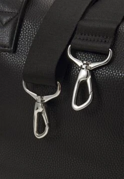 Pier One UNISEX - Weekender - Black 12 Pier One UNISEX - Weekender - Black -K f897dbe16f394747bbcb912b9902dfc5